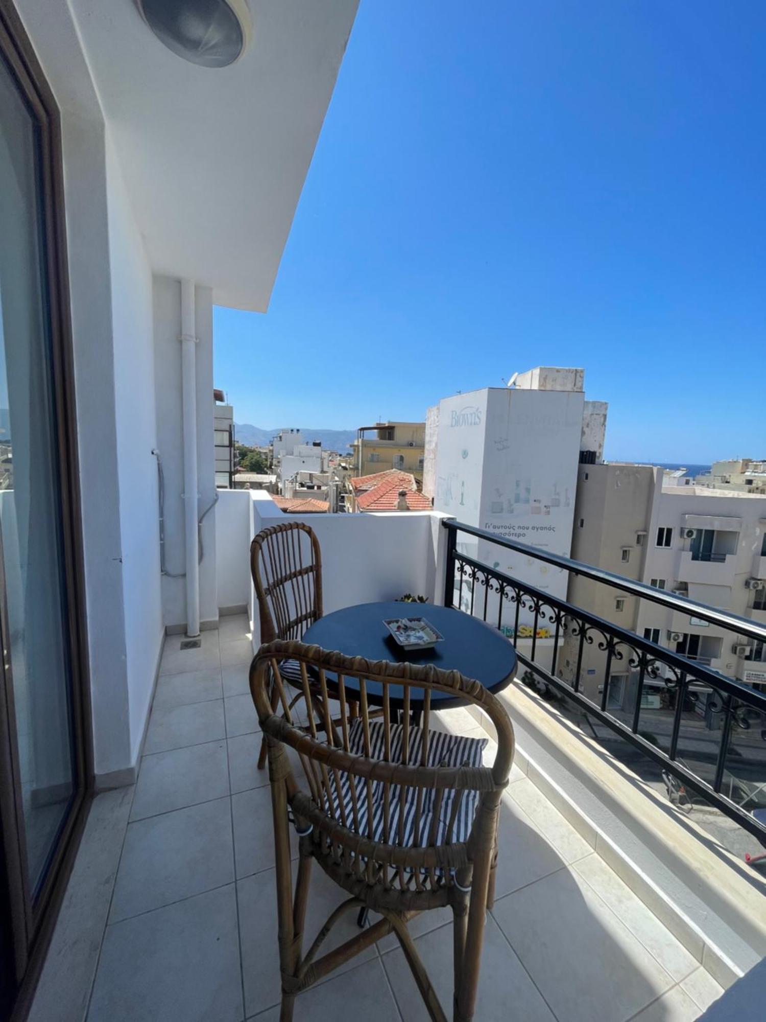 Retire Flat In The Heart Of City Kandiye Dış mekan fotoğraf